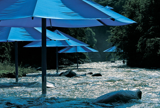 Christo and Jeanne-Claude The Umbrellas, Japan-USA, 1984-91 Photo: Wolfgang Volz 
