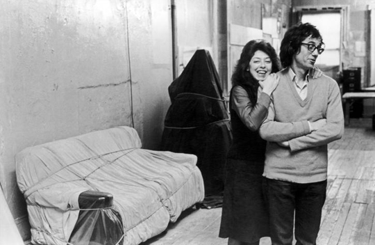 New York City, 1976 Christo and Jeanne-Claude in Christo's studio Photo: Fred W. McDarrah/Getty Images © 1976 Christo 